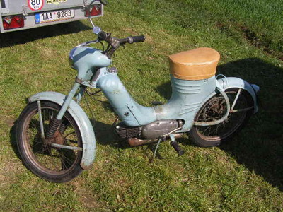 JAWA Pionýr 50, typ 550, PAŘEZ